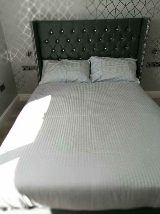 Encore Rooms Scunthorpe Buitenkant foto