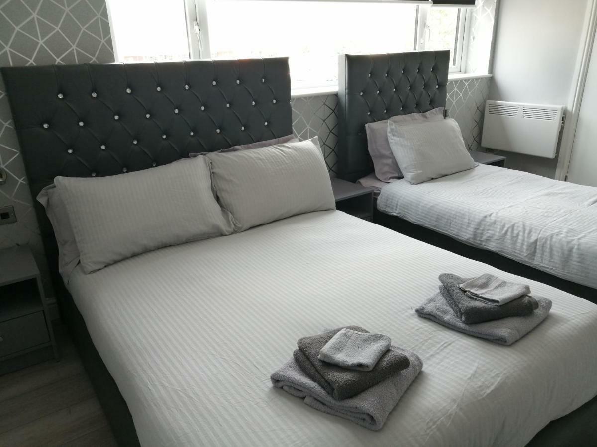 Encore Rooms Scunthorpe Buitenkant foto